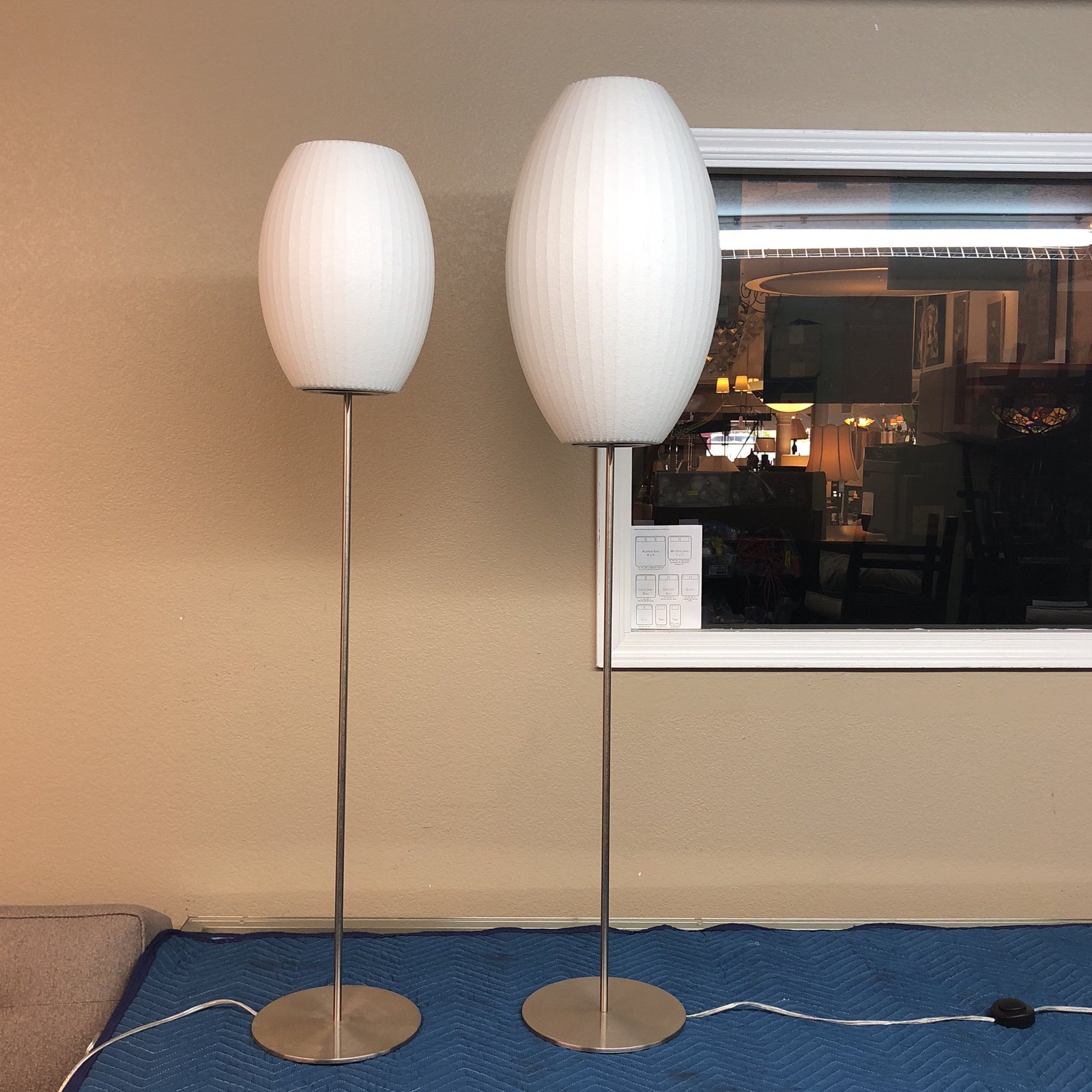 华体会体育官方在线官网 - 灯饰|落地灯|办公家具|华体会体育官方在线官网家具|纳尔逊雪茄形莲花落地灯